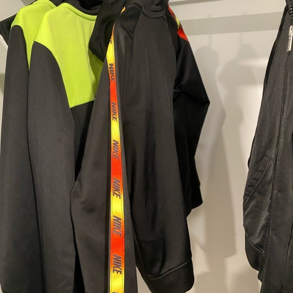 Nike jumpsuit - Picture 4 of 4